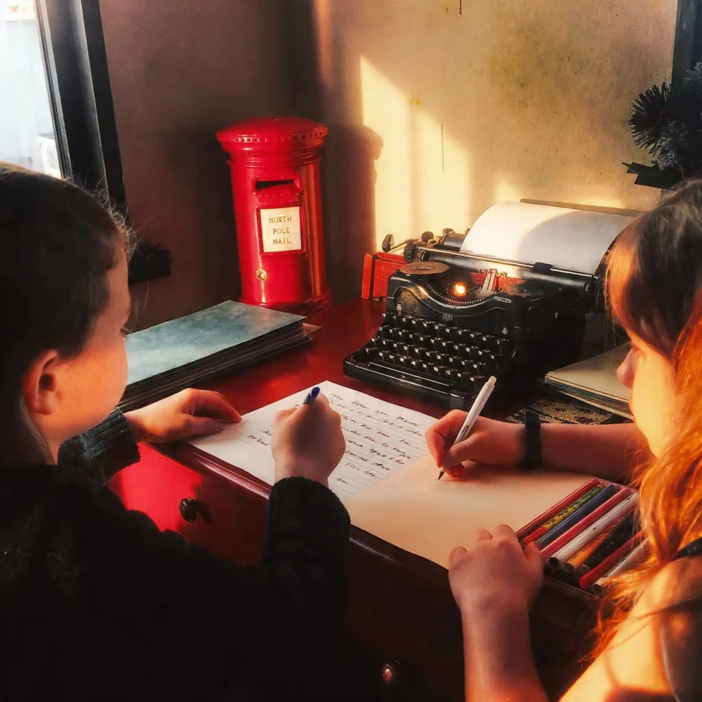 Christmas Mini Session Indoor Photoshoots : 20 Heartwarming Concepts for Magical Holiday Memories 20 Letter to Santa Corner